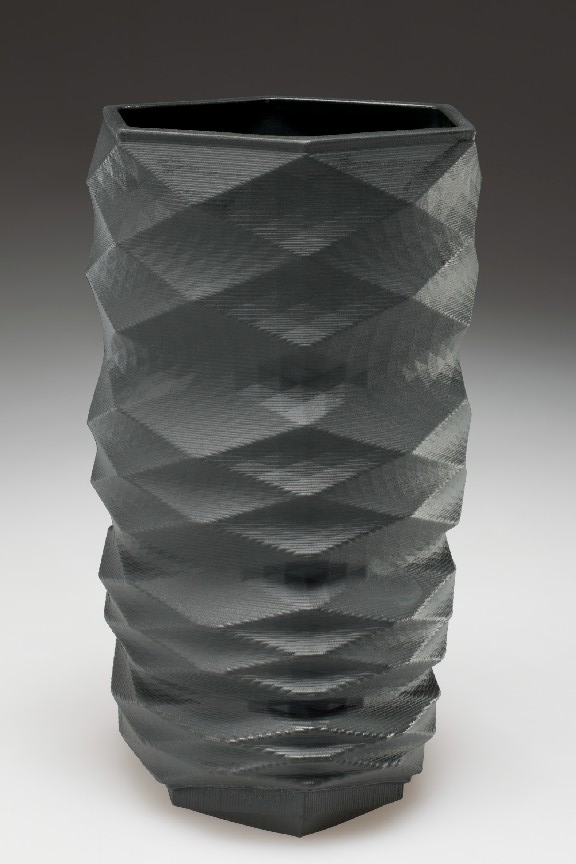 Early figures were fired with bubbles deliberately left in the clay; this caused them to blow up in the kiln. The fragments were then painstakingly glued back together for exhibition.