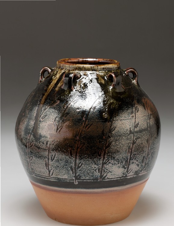 Early figures were fired with bubbles deliberately left in the clay; this caused them to blow up in the kiln. The fragments were then painstakingly glued back together for exhibition.
